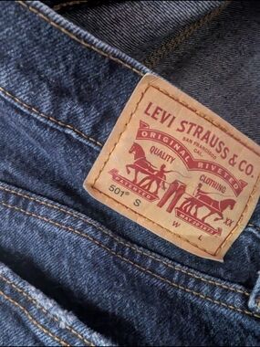 Levi's 501® Slim Fit Women's Jeans - Dark Blue